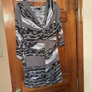 Woman’s 1/4 Sleeve Blouse